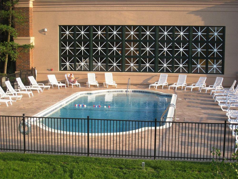 Holiday Inn Express Schaumburg-Rolling Meadows By Ihg Ανέσεις φωτογραφία