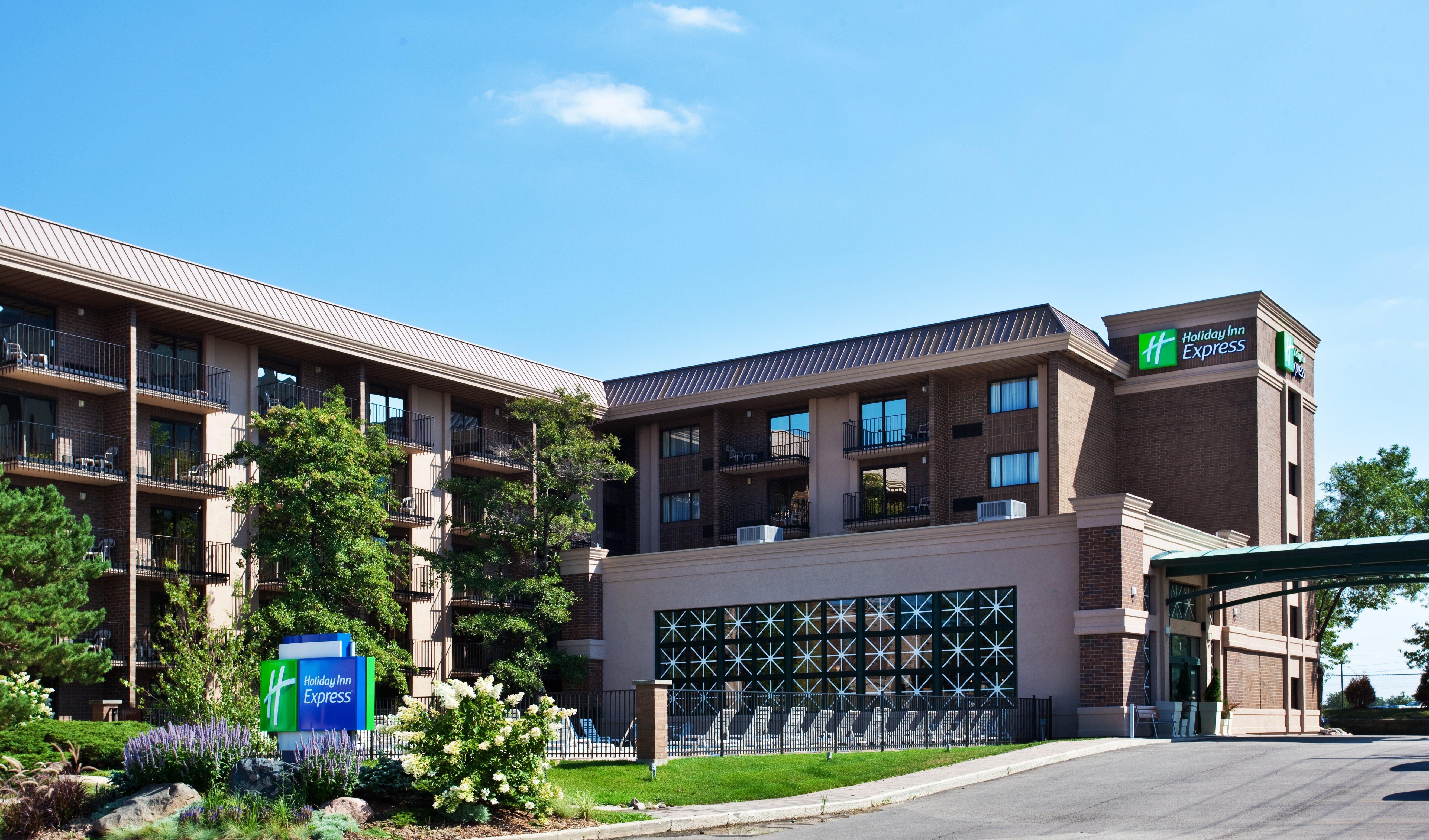 Holiday Inn Express Schaumburg-Rolling Meadows By Ihg Εξωτερικό φωτογραφία