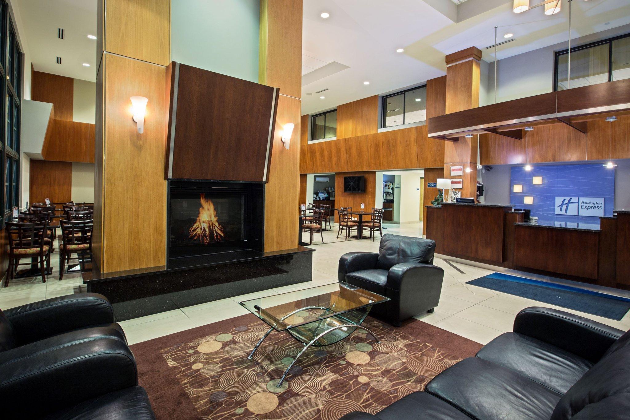 Holiday Inn Express Schaumburg-Rolling Meadows By Ihg Εξωτερικό φωτογραφία