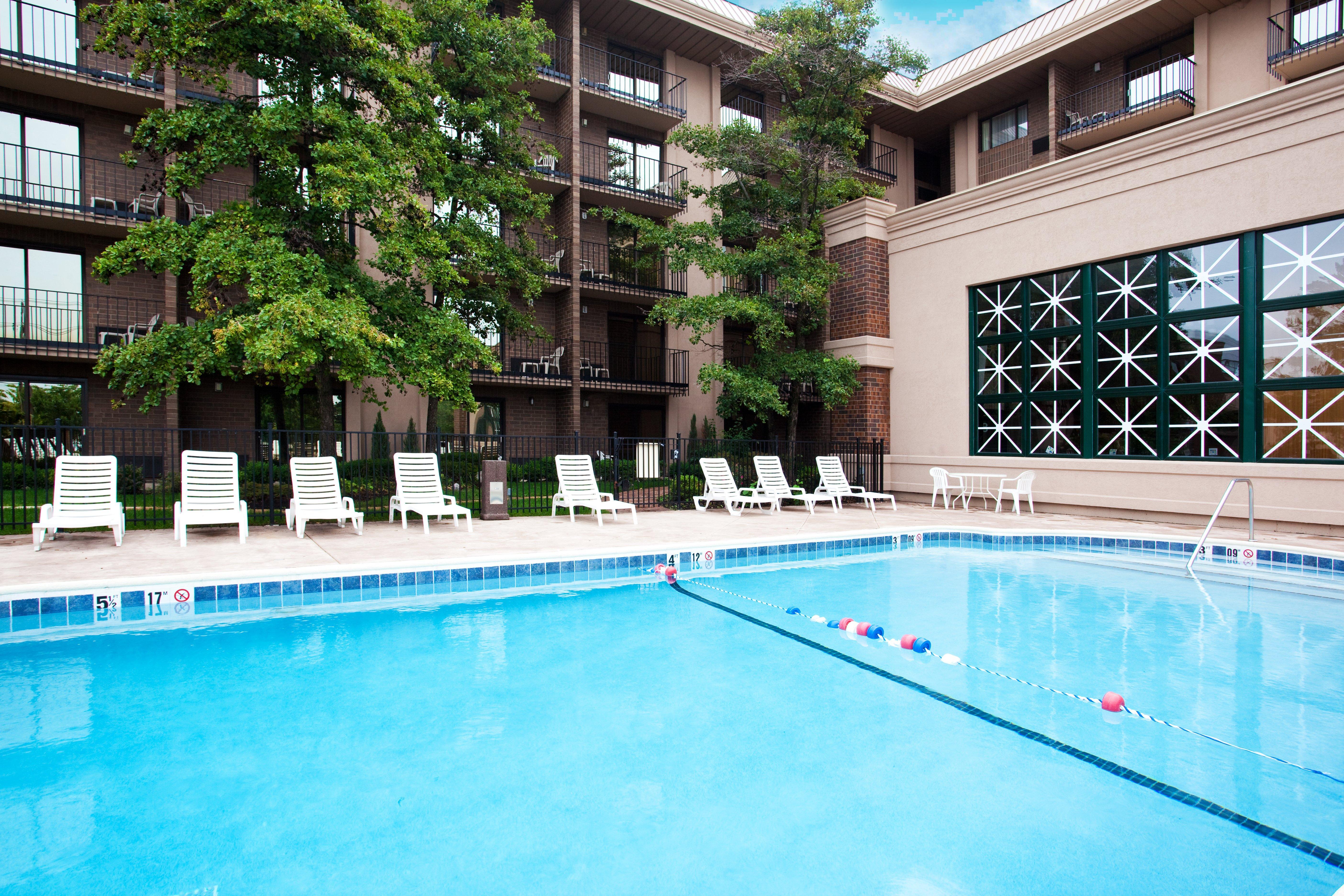 Holiday Inn Express Schaumburg-Rolling Meadows By Ihg Εξωτερικό φωτογραφία