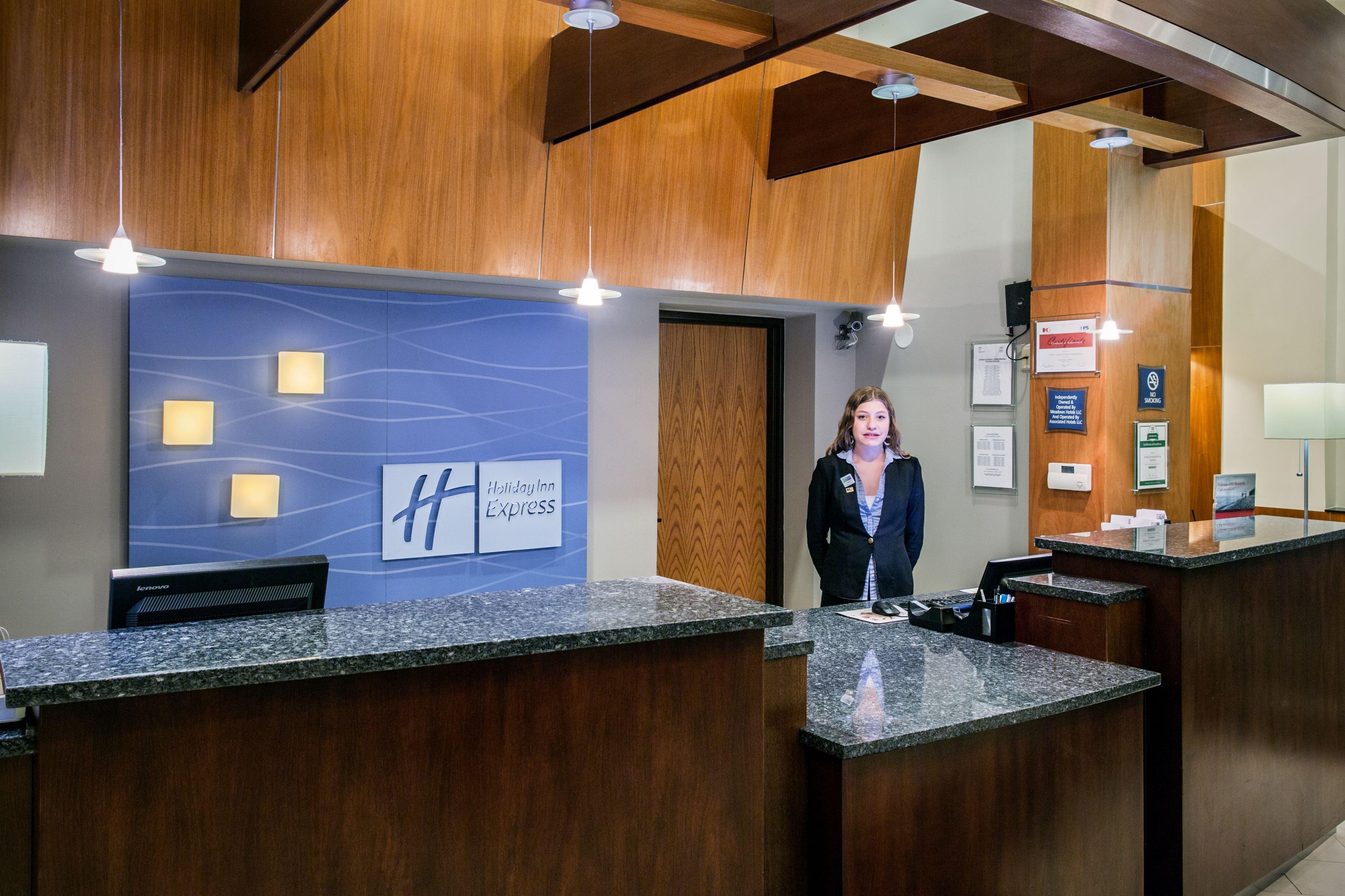 Holiday Inn Express Schaumburg-Rolling Meadows By Ihg Εξωτερικό φωτογραφία