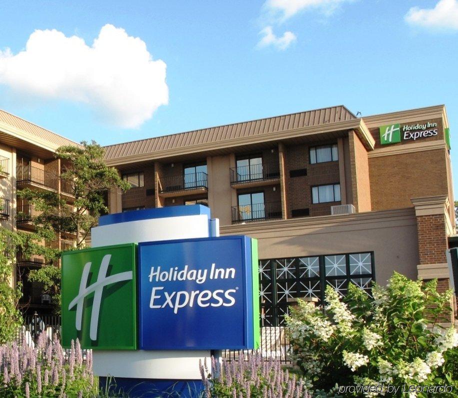 Holiday Inn Express Schaumburg-Rolling Meadows By Ihg Εξωτερικό φωτογραφία