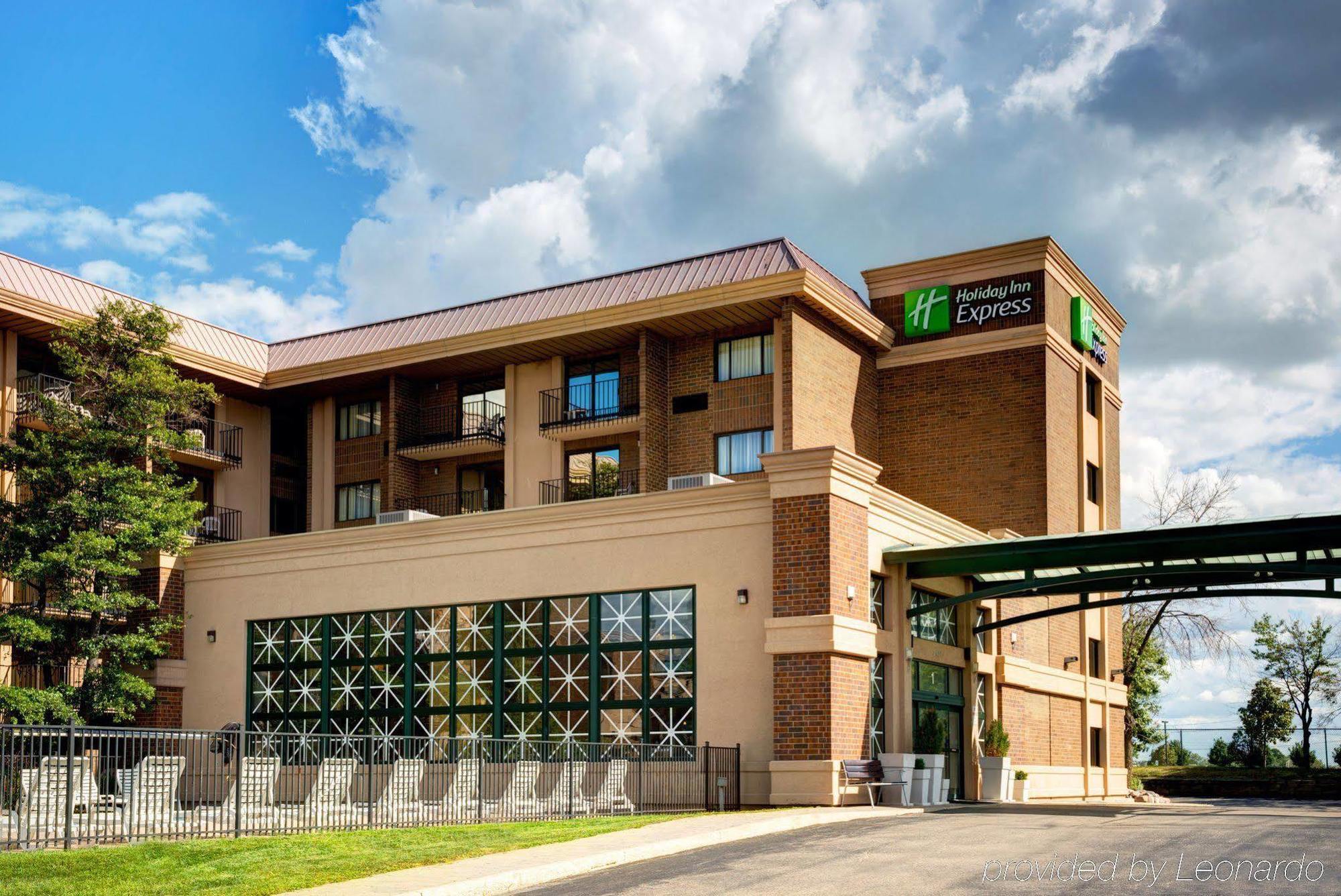 Holiday Inn Express Schaumburg-Rolling Meadows By Ihg Εξωτερικό φωτογραφία