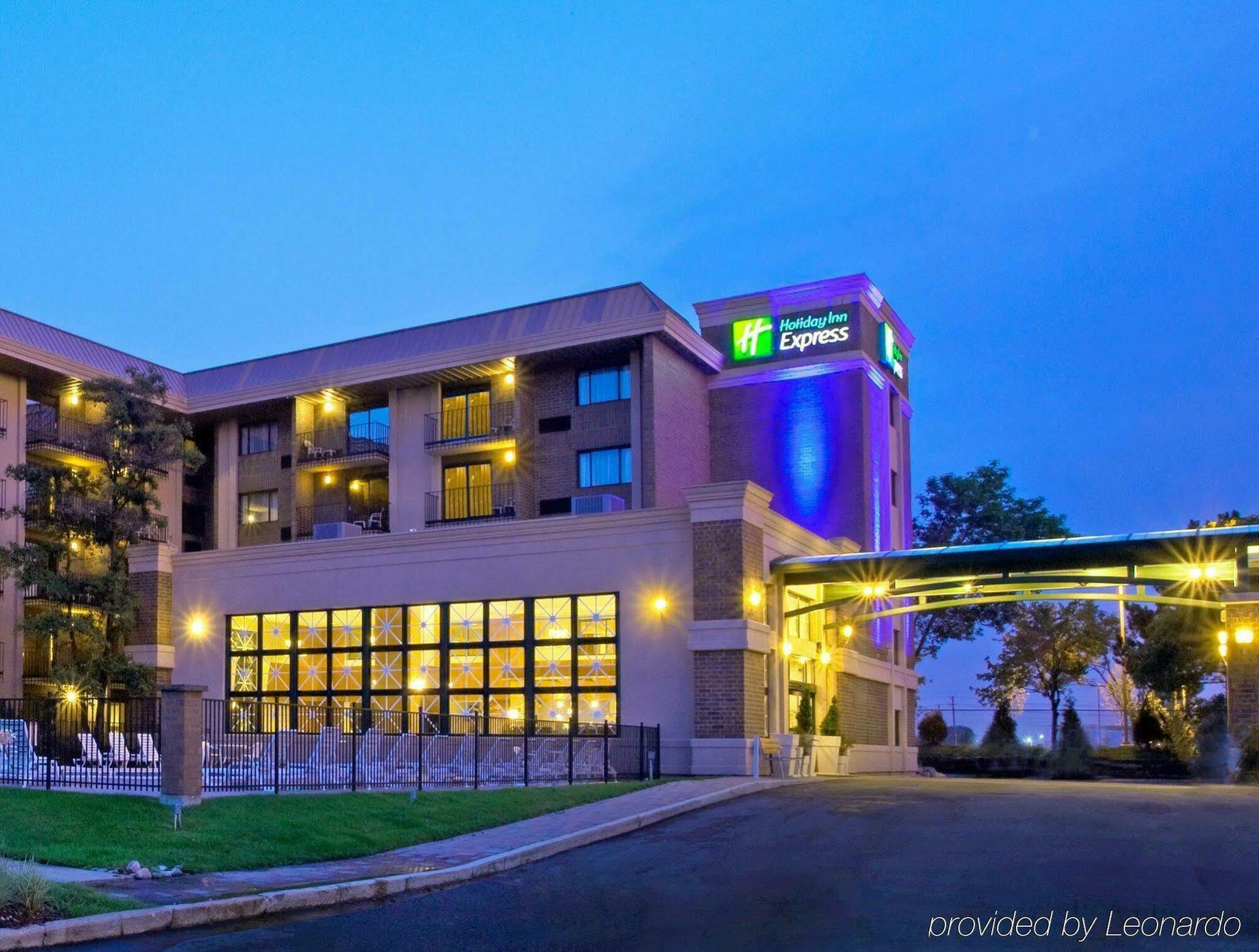 Holiday Inn Express Schaumburg-Rolling Meadows By Ihg Εξωτερικό φωτογραφία
